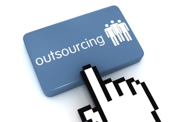 10 Outsourcing Trends Redefining Global Work in 2025