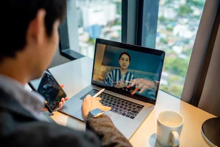 The AI-Powered Virtual Assistant: Why The Gap Between Virtual And Onshore Staff Is Closing Fast